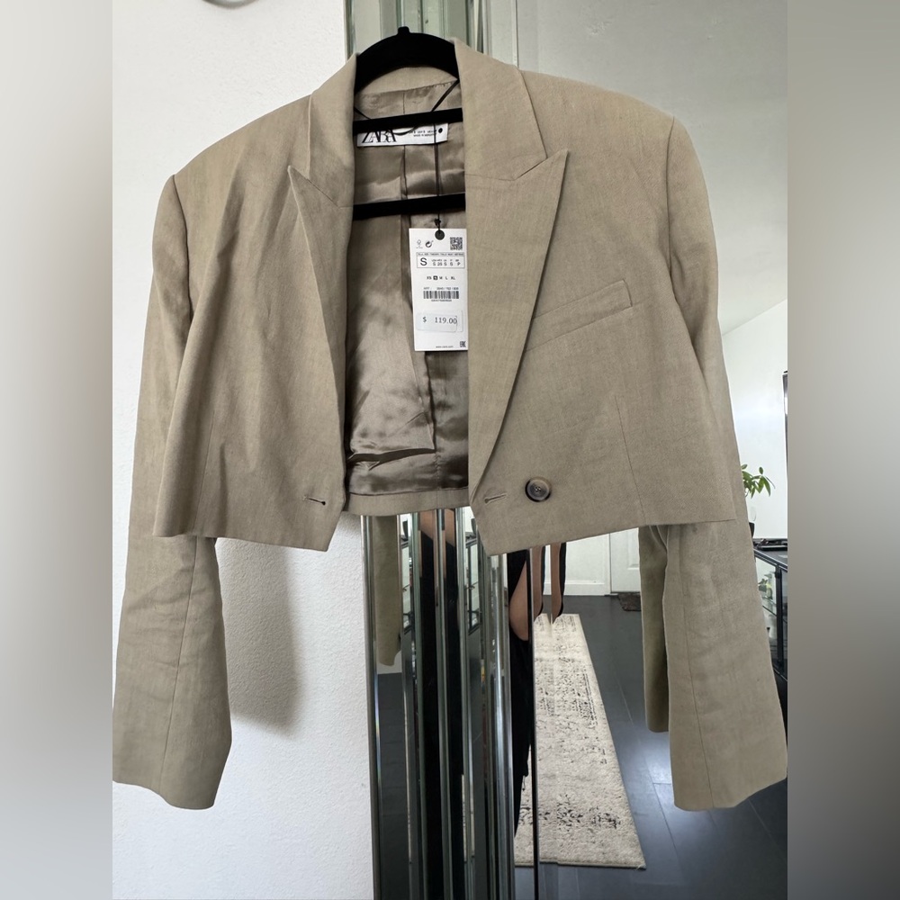 Zara cropped blazer